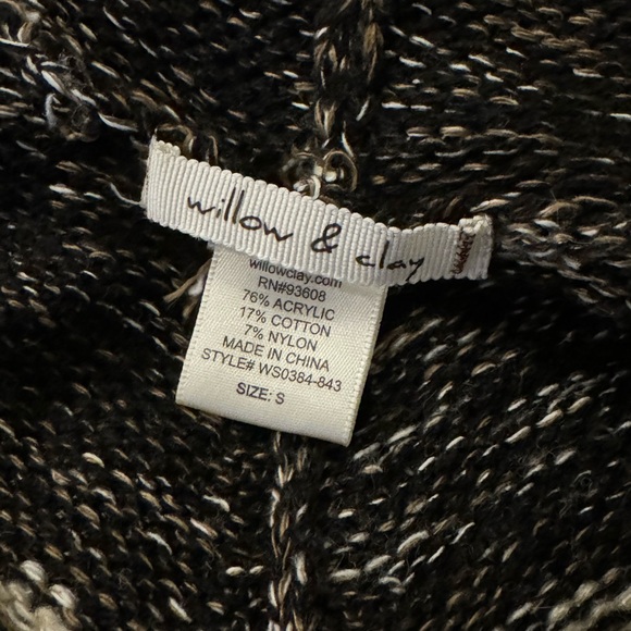 Anthropology Willow & Clay Fringe Hooded Poncho- size S - Picture 5 of 7